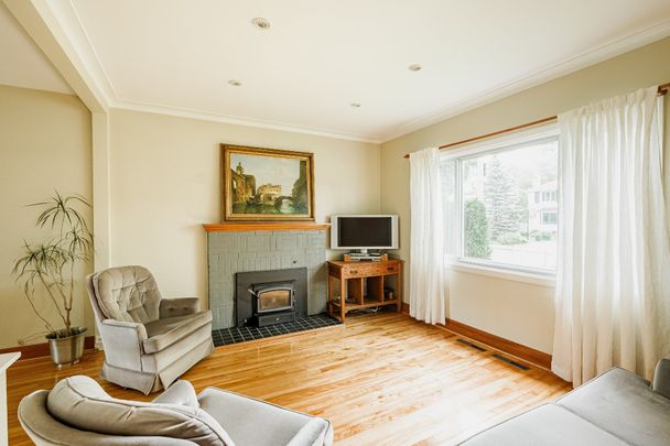 115 49e Avenue - Photo 1
