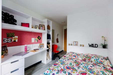 Classic Ensuite - Photo 2