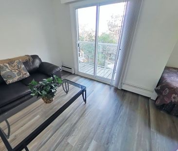 Unit 10, 4752 - 55th Street, Red Deer, AB - Photo 3