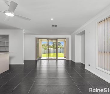 Low Maintenance Family Home - Photo 1