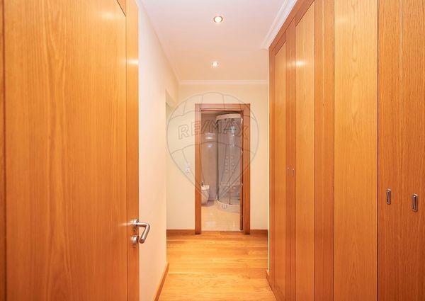 Apartamento T4 em Lisboa