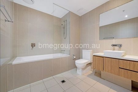 Bright & Spacious 1-Bedroom Haven | Stunning City Views | Prime Hurstville Location - Photo 4