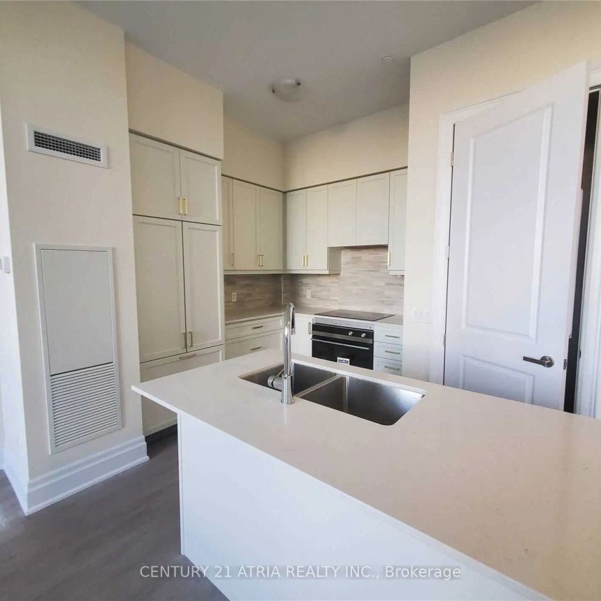 9085 Jane Street #102 - Photo 1