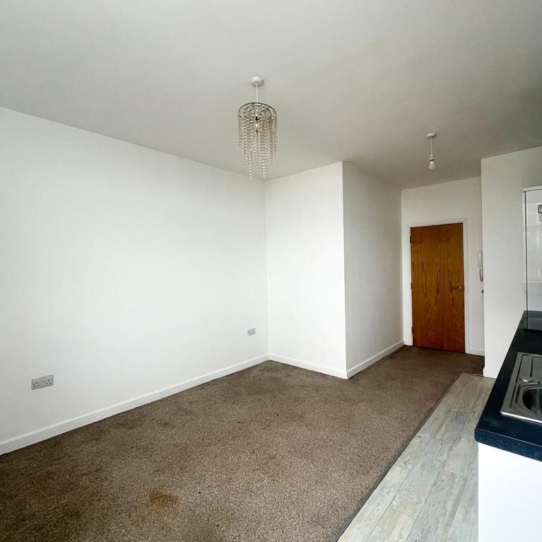 2 bedroom flat to rent - Photo 1
