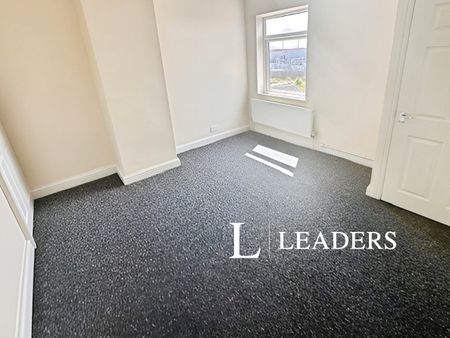 2 bedroom house to rent Evans Street, ST6 - Photo 3