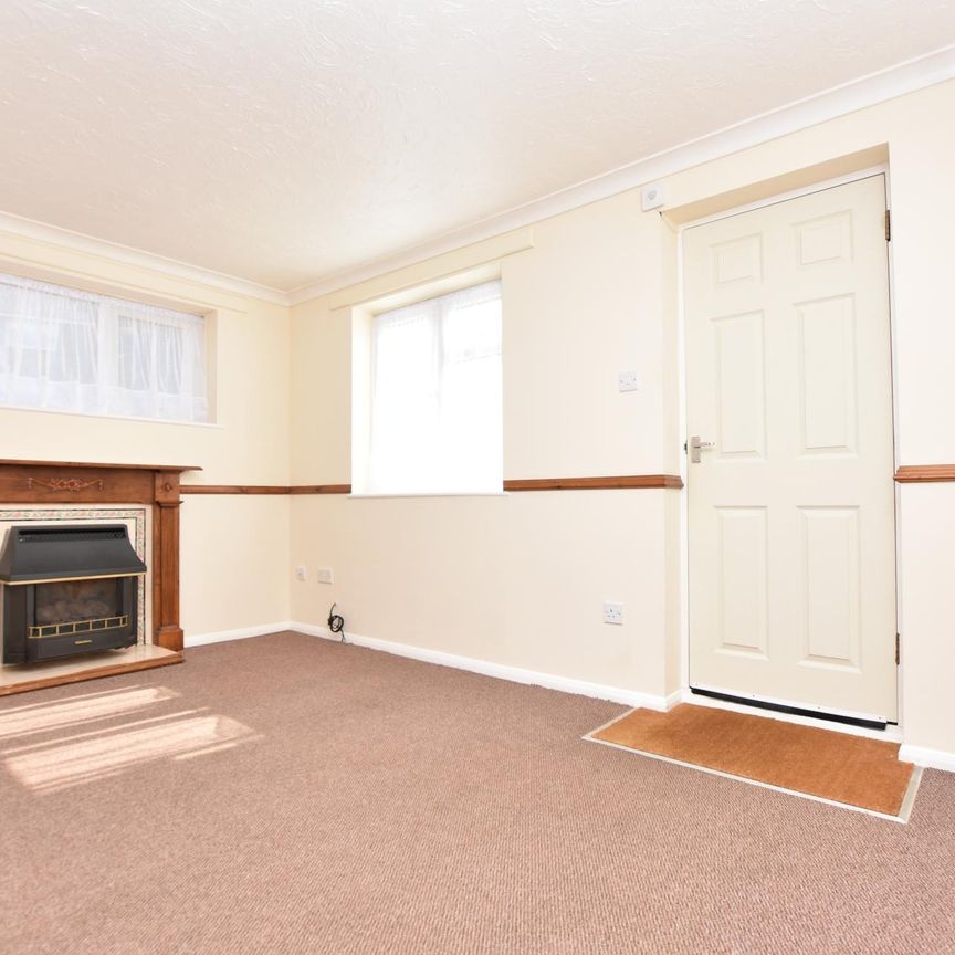 1 bedroom end of terrace to rent Coulsdon Close, Cann Hall - Photo 1