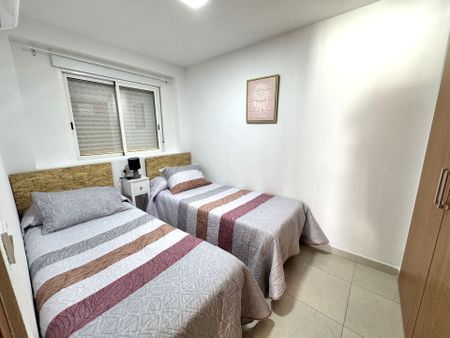 Piso en Benidorm, Playa Levante-Centro, alquiler - Photo 3