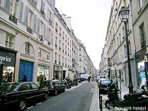 Logement à Paris, Location meublée - Photo 1