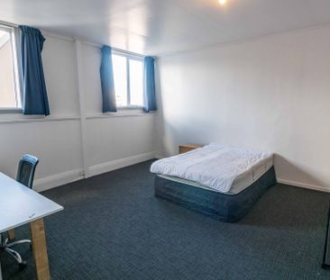 FLEXIBLE STUDENT ACCOMDATION AVAILABLE NOW!!! - Photo 4