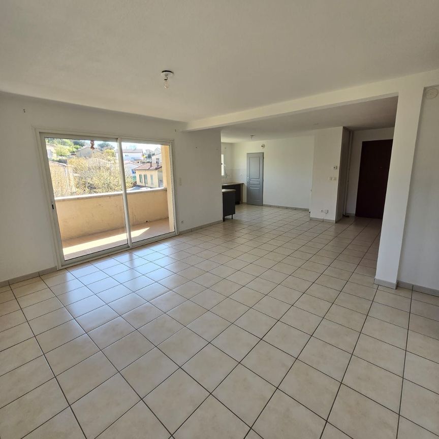 Location Appartement 5 pièces 99m² PEYRINS 26380 - Photo 1