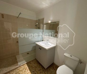 A LOUER - SARRIANS -Appartement T2 RDC -, - Photo 6