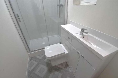 Victoria House, Park Street, Hull, HU2 - Photo 4