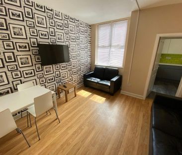 4 bedroom house to rent - Photo 2