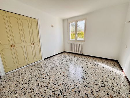 Maison Lambesc 4 pièces + garage + jardin - Photo 2