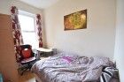 2 Bed - Simonside Terrace, Heaton - Photo 4