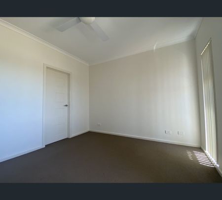 14 Finnis Street, Blakeview, SA 5114 - Photo 4