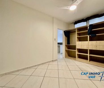 Location Appartement 2 pièces 44m² LE BEAUSSET 83330 - Photo 5