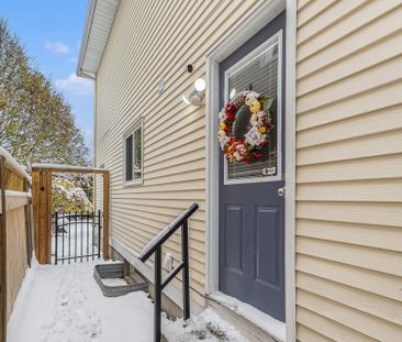 For Lease - 1665 Teakdale Avenue Unit# B, Orleans - Convent Glen an... - Photo 2