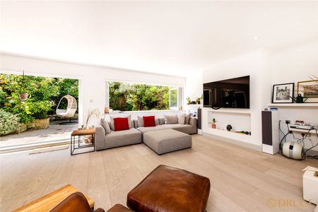 Devonshire Mews West, W1G, Marylebone - Photo 2