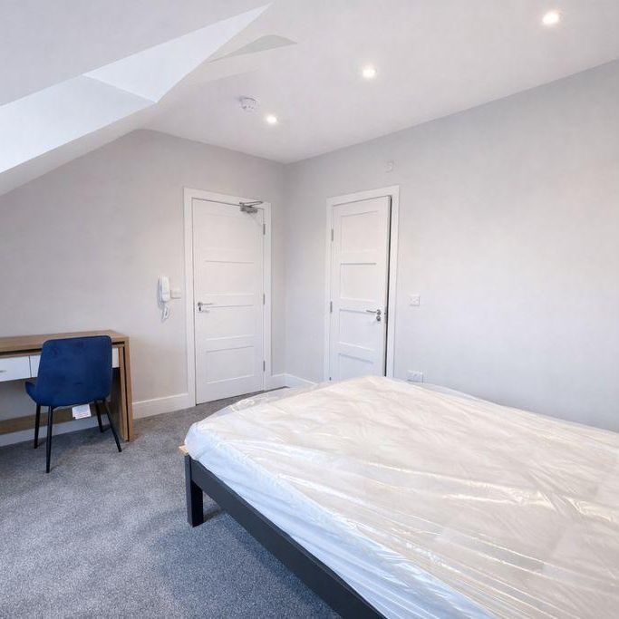 1 bedroom house of multiple occupation to rent - Photo 1