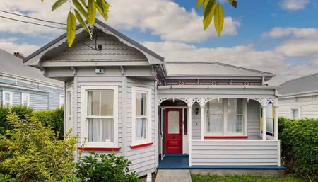 Villa in a great location - Photo 5