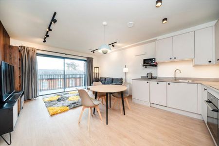 2 bedroom flat to rent - Photo 2