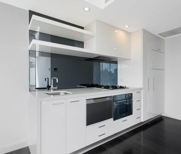 702/338 Kings Way, South Melbourne, Vic 3205 - Photo 4