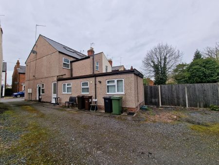 1 bedroom duplex to rent - Photo 3