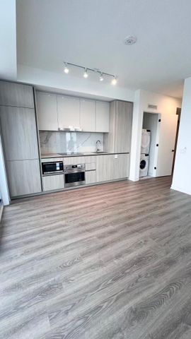 For Lease - 8 Interchange Way Unit# 4006, Vaughan, Ontario - Photo 5