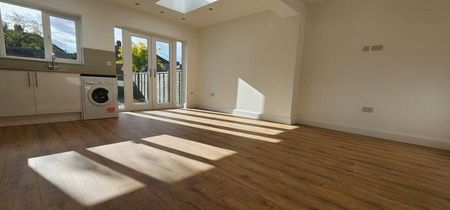 Property to rent - Photo 3