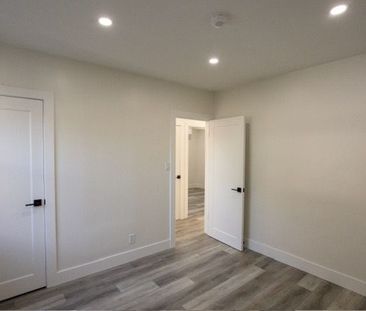 For Lease - 209 East 32nd Street Unit# 1, Hamilton, Ontario - Photo 4