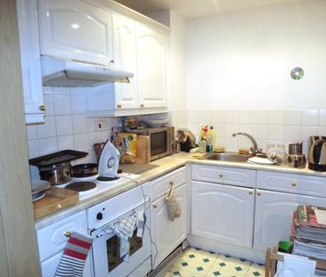 Palmeira Square, Hove, BN3 1FA 0 bedroom flat to rent - Photo 3