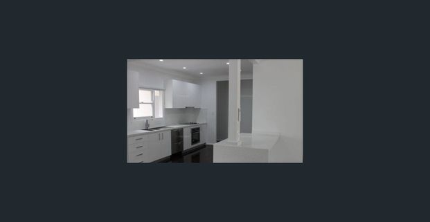 Spacious 3 Bedroom Home - Photo 1