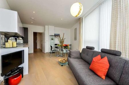 River Gardens Walk, Greenwich, SE10 - Photo 2