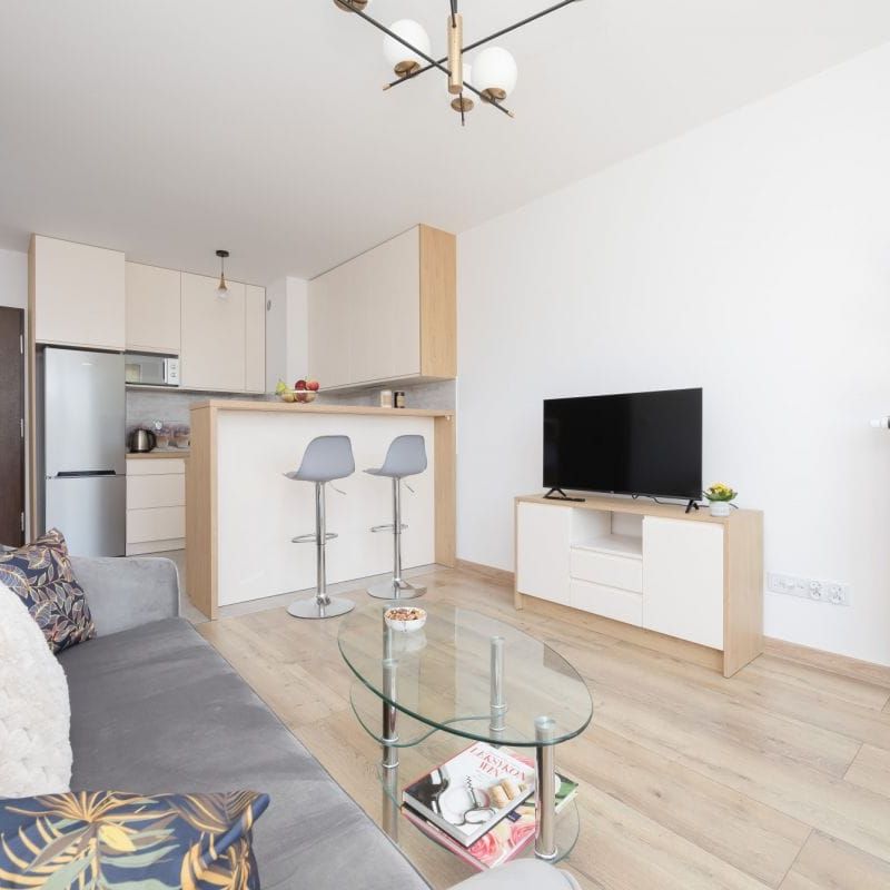 Nowoczesne i jasne mieszkanie z miejscem garażowym 36 m² - Фото 1