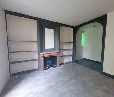 Location Appartement 3 pièces 79m² LYON 9ème - Photo 3