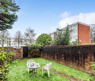 4 bedroom maisonette to rent - Photo 2