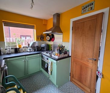 2 Bed Semi-Detached House, Ashwell Road, S13 - Photo 1