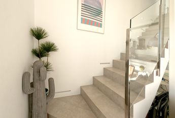 425 Villamartin Paradise