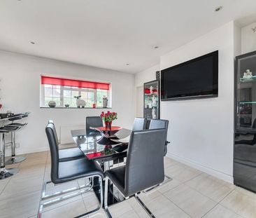 5 bedroom detached house to rent - Photo 5