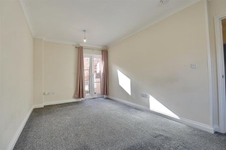 High Street, Fareham - Photo 4