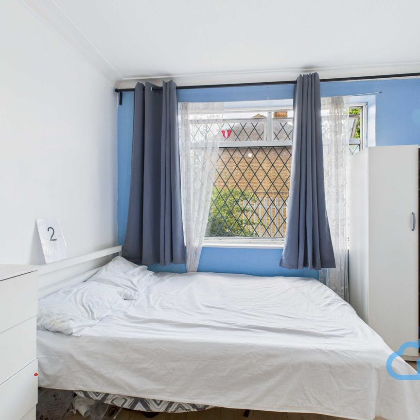 RM2 Regal Court | Enfield | London | N18 2XU - Photo 1