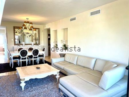 Alquiler de ático en Calle Ana María Matute - Photo 5