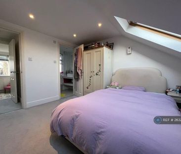 4 bedroom terraced house to rent - Photo 4