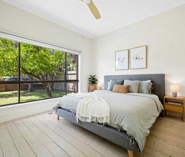 4 BEDROOM HOME OFFERING COMFORT & CONVENIENCE IN PRIZED ZONES - Photo 6