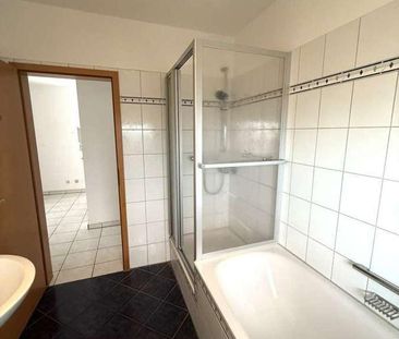 Großzügige 2-Zimmer-Wohnung mit Balkon, Stellplatz & EBK – Mietfrei... - Foto 1