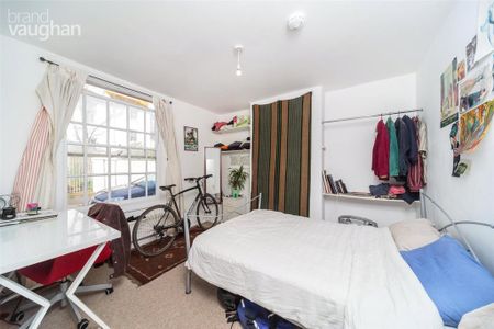 5 bedroom terraced house to rent - Photo 5