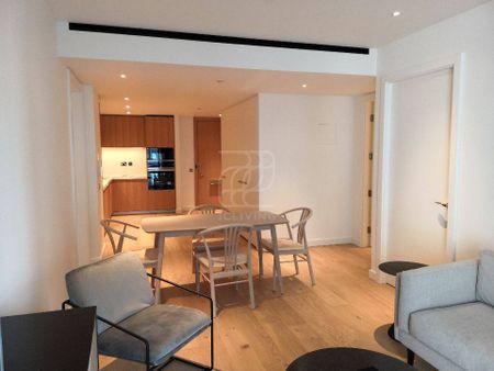 Holmby House, 2 Prospect Way, London, SW11 - Photo 4