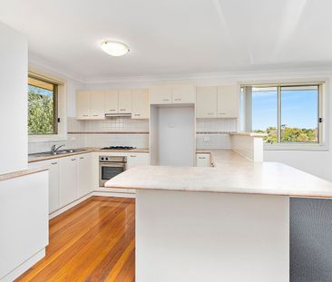 Larger than it looks - 3 bedroom double storey home! - Photo 1