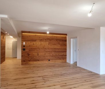 offene, grosszügige 3.5-Zimmer Wohnung mit Blick ins Grüne - Photo 5